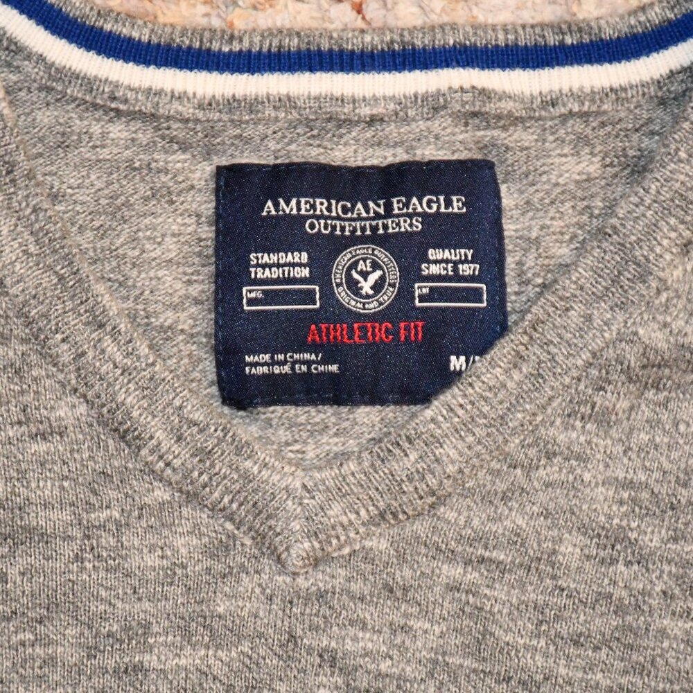 American Eagle Men's Sweater